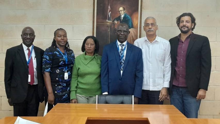 Colaboración Académica con Uganda