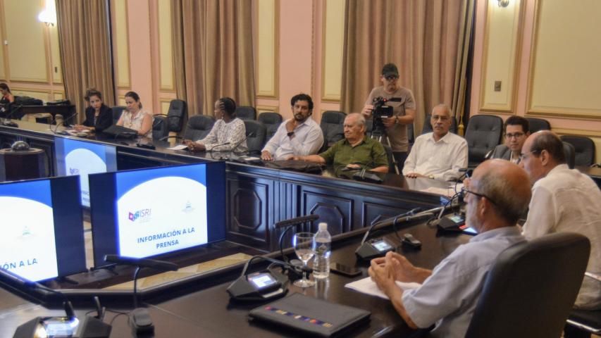 Conferencia de prensa del Seminario Internacional sobre Diplomacia Parlamentaria