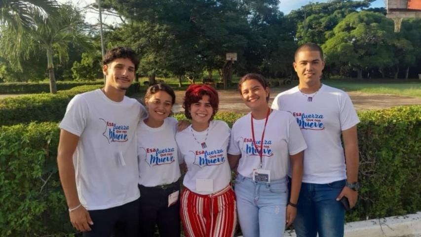 Nuestra delegación del Movimento Juvenil Martiano en 48 edición del Seminario Juvenil de Estudios Martianos