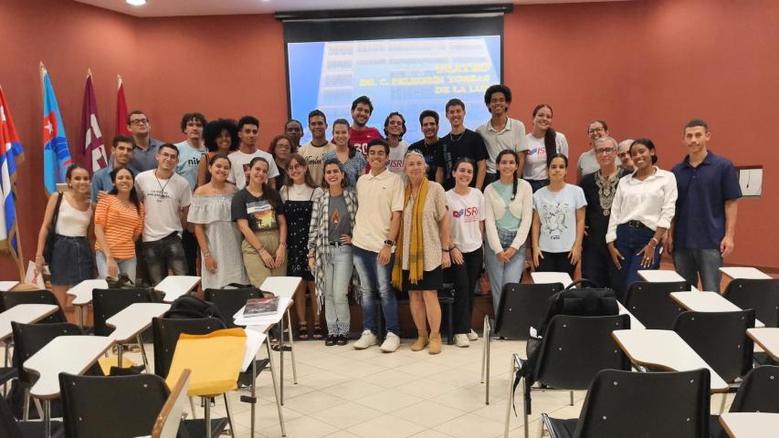 Concluye con éxito la Jornada Científica Estudiantil en el ISRI